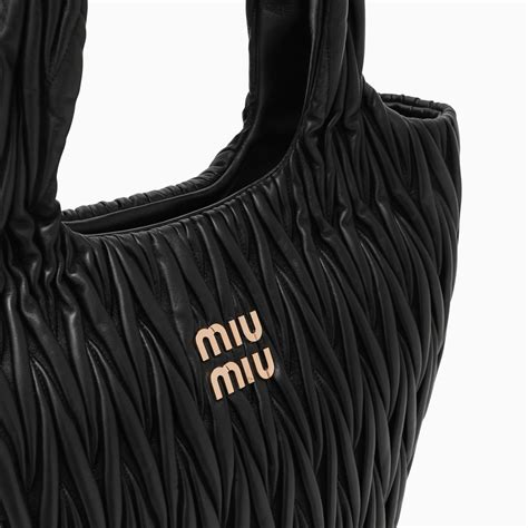 miu miu matelasse shopping bag review|luxury digital bag miu.